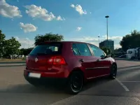 Gebraucht VW Golf V 75 PS (55 kW) 2003 Rot Kleinwagen