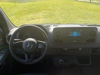 Gebraucht Mercedes Sprinter 163 PS (119 kW) 2021 Silber Van