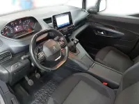 Gebraucht Peugeot Rifter Allure 110 PS (80 kW) 2022 Silber Van / Kleinbus