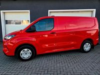 Gebraucht Ford Transit Custom Trend 136 PS (100 kW) 2025 Rot Van / Kleinbus