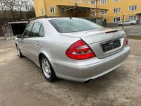 Gebraucht Mercedes E200 163 PS (119 kW) 2005 Silber Limousine
