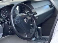 Gebraucht BMW 520 170 PS (125 kW) 2004 Silber Limousine