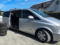 Gebraucht Mercedes Viano 224 PS (164 kW) 2012 Silber Van / Kleinbus