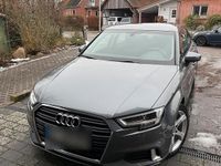 Gebraucht Audi A3 115 PS (84 kW) 2019 Grau Limousine
