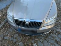 Gebraucht Skoda Octavia 122 PS (89 kW) 2010 Braun Limousine