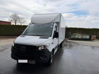 Używany Mercedes Sprinter 170 KM (125 kW) 2024 Biały Van