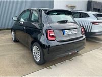 Gebraucht Fiat 500e Action 69 kW (95 PS) 2023 Onyx schwarz) (schwarz Kleinwagen