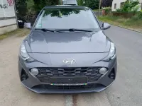 Gebraucht Hyundai i10 Trend 67 PS (49 kW) 2020 Star dust / met Kleinwagen