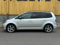 Gebraucht VW Touran Comfortline 105 PS (77 kW) 2012 Silber Van / Kleinbus