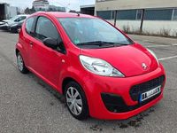 Gebraucht Peugeot 107 Access 68 PS (50 kW) 2012 Rot Kleinwagen
