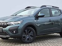 Gebraucht Dacia Sandero Expression 91 PS (66 kW) 2024 Grün / zedregrün Kleinwagen