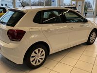 gebraucht VW Polo VI Comfortline, PPS vo+hi, SH,GJR,