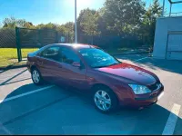 Gebraucht Ford Mondeo Ghia 125 PS (91 kW) 2003 Rot Limousine