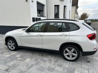 Gebraucht BMW X1 143 PS (105 kW) 2013 Weiß SUV