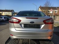 Gebraucht Ford Mondeo 140 PS (102 kW) 2014 Grau Limousine