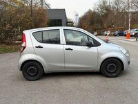 Gebraucht Suzuki Splash Basic 65 PS (47 kW) 2009 Silber Kleinwagen