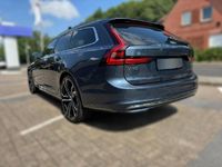 Gebraucht Volvo V90 Ultimate 197 PS (144 kW) 2024 Diverse metallic Kombi