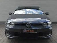 Gebraucht VW Golf VIII 131 PS (96 kW) 2022 Delfingrau metallic Limousine