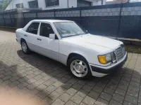 Gebraucht Mercedes E400 1993 Weiß Limousine