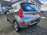 Gebraucht Kia Picanto Edition 7 69 PS (50 kW) 2013 Silber Kleinwagen