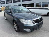 Gebraucht Skoda Octavia Ambition 160 PS (117 kW) 2011 Grau Kombi