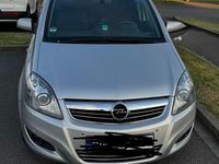 Gebraucht Opel Zafira 140 PS (102 kW) 2012 Grau Van / Kleinbus