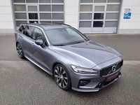 Gebraucht Volvo V60 R-Design 197 PS (144 kW) 2021 Grau Kombi