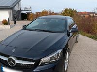 Gebraucht Mercedes CLA220 170 PS (125 kW) 2018 Blau Limousine