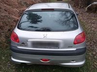 Gebraucht Peugeot 206 75 PS (55 kW) 2006 Silber Kleinwagen