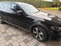 Używany Mercedes E400 330 KM (242 kW) 2020 Czarny Sedan/Limuzyna