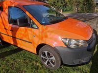 Second-hand VW Caddy 105 CP (77 kW) 2011 Portocaliu Monovolum