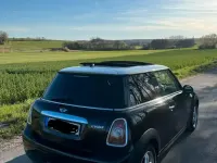 Gebraucht Mini Cooper 120 PS (88 kW) 2010 Schwarz Kleinwagen