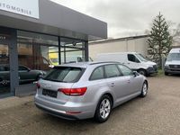 gebraucht Audi A4 Avant 2.0TDI 1.Hand*NAVIE*XENON*AHK