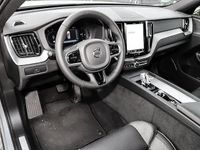Gebraucht Volvo XC60 Plus 250 PS (183 kW) 2023 Grau SUV