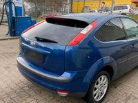 Gebraucht Ford Focus 125 PS (91 kW) 2007 Blau Kleinwagen