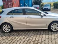 Gebraucht Mercedes A180 122 PS (89 kW) 2015 Silber Limousine