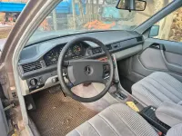 Gebraucht Mercedes E260 150 PS (110 kW) 1989 Limousine