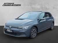 Gebraucht VW Golf VIII Active 131 PS (96 kW) 2022 Grau Limousine