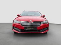 Gebraucht Skoda Superb Ambition 218 PS (160 kW) 2022 Rot Kombi