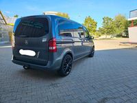 Gebraucht Mercedes V220 163 PS (119 kW) 2016 Grau Van / Kleinbus
