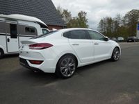 gebraucht Hyundai i30 Fastback 1.4 T-GDI DCT Premium LED/NAV/8FACH