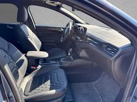 Używany Ford Focus Cool & Connect 155 KM (114 kW) 2020 Srebrny Kombi
