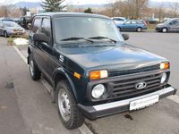 Gebraucht Lada Taiga 83 PS (61 kW) 2018 Grün SUV