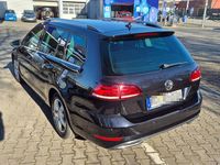 Gebraucht VW Golf VII Highline 150 PS (110 kW) 2020 Schwarz Kombi