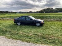 Gebraucht BMW 316 102 PS (75 kW) 1996 Schwarz Limousine