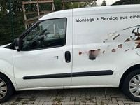 Gebraucht Opel Combo Edition 105 PS (77 kW) 2016 Weiß Van / Kleinbus