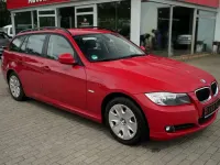 Gebraucht BMW 318 143 PS (105 kW) 2009 Rot Kombi