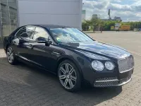 Gebraucht Bentley Flying Spur Mulliner 507 PS (372 kW) 2016 Blau Limousine
