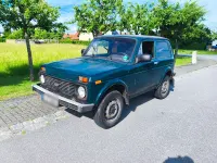 Gebraucht Lada niva 82 PS (60 kW) 2009 Grün SUV