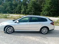 Gebraucht Renault Laguna GrandTour Dynamique 110 PS (80 kW) 2012 Silber Kombi